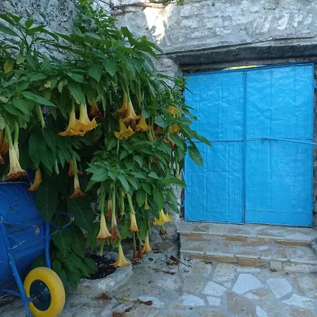 بيت للعطل Vintage Mediterranean House