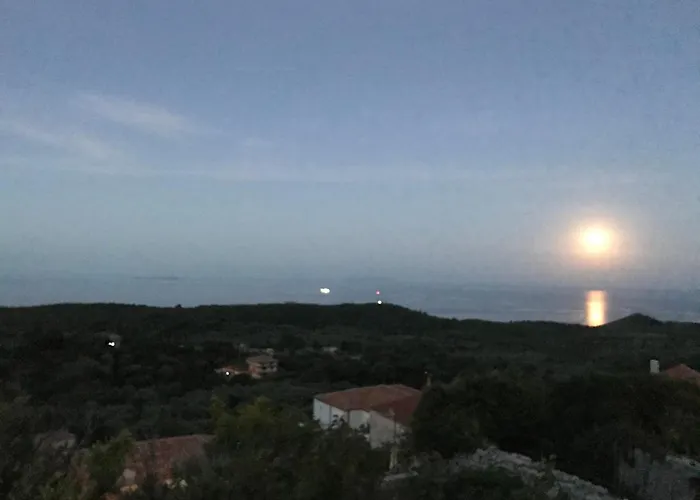 Tatil Evi Vintage Mediterranean House Himarë